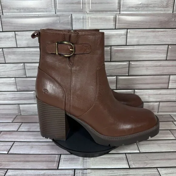 Naturalizer Wilde Waterproof Boot Naturalizer Wilde Waterproof Lug Sole Booties - Macy main image 3
